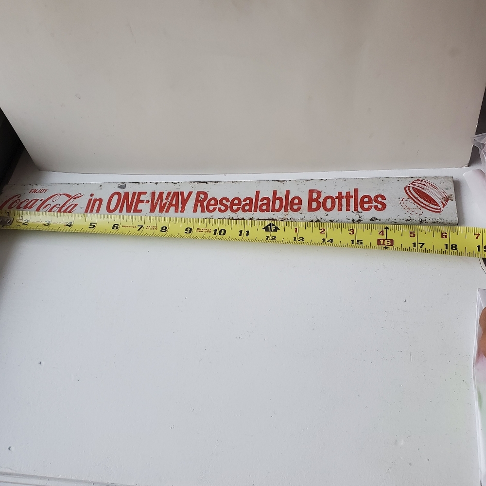 ENJOY COCA-COLA IN ONE-WAY RESEALABLE BOTTLES OLD SIGN STORE DISPLAY DOORPUSH AD